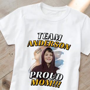 Team [Last Name] Proud Mum Graduation Photo T-Shirt