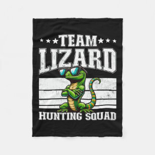 Team Lizard Hunting Squad Funny Retro Gecko Lizard Fleece Blanket