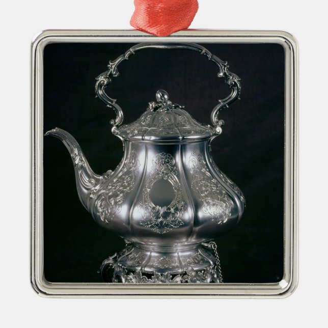 Teapot and kettle with lampstand and burner metal ornament (Front)