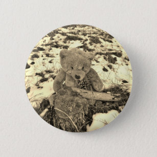 Teddy Bear in the Holly,Sepia tone 6 Cm Round Badge