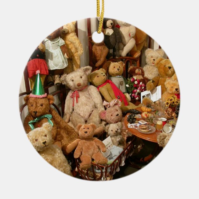 Teddy Bears Collectors Paradise Ceramic Ornament (Front)
