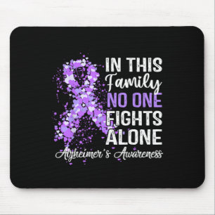Tee In This Family No One Fights Heimer Alone  Mouse Pad