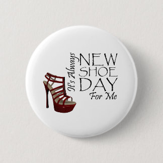 TEE New Shoe Day 6 Cm Round Badge