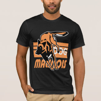 Tee-shirt malinois hurdling T-Shirt