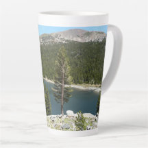 Tenaya Lake in Yosemite National Park