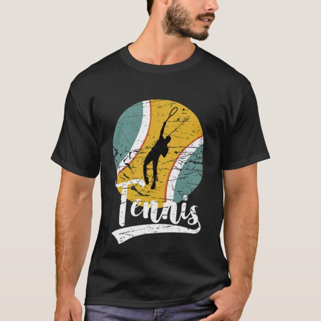 Tennis Evolution Coach Tennis Player Mens hobby na T-Shirt (Front)