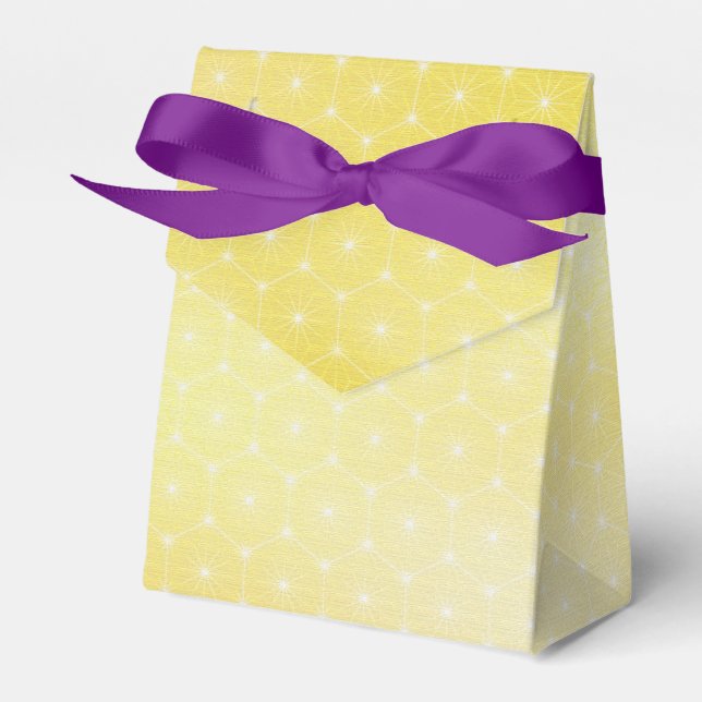 TENT FEVER BOX WITH HEMP LEAF PATTERN RIBBON (Front Side)