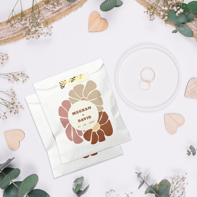 Terracotta Retro Groovy Boho Chic Floral Wedding Favour Bag (Terracotta Retro Groovy Boho Chic Floral Wedding Favor Bag)