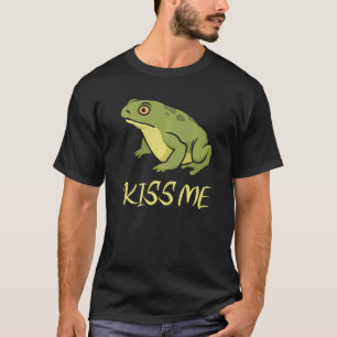 Terrarium pets toad T-Shirt