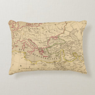 Terre aux trois fils de Noe Decorative Cushion