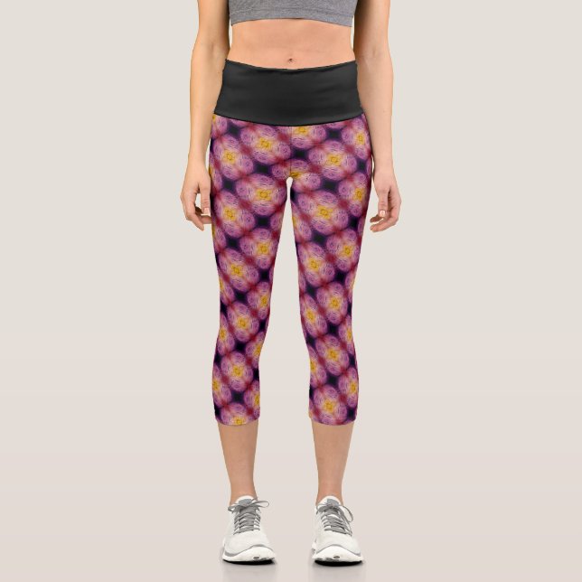 Texture #2.0 of work Horizonte Capri Leggings (Front)