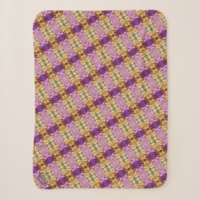 Texture #2.1 of the work Pineapple Sherpa Blanket (Front)