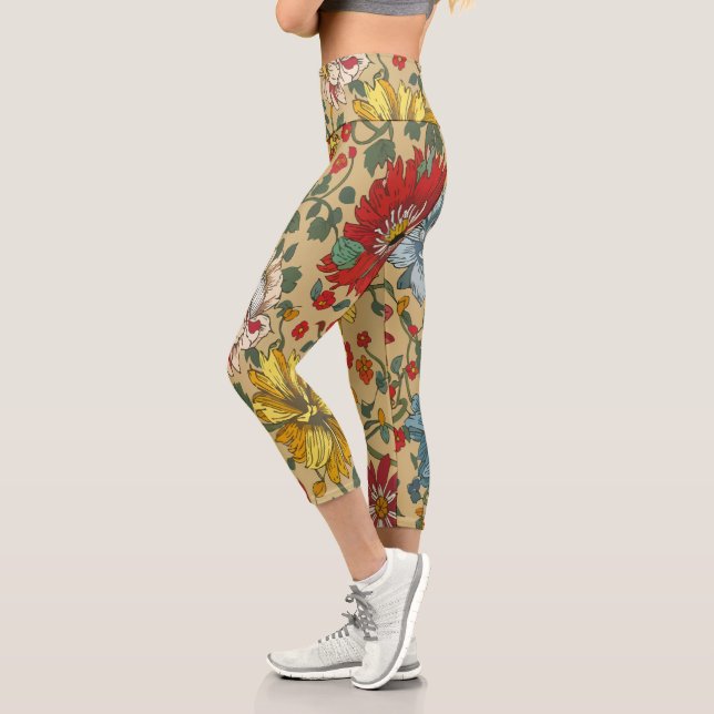 Texture of flowers capri leggings (Left)