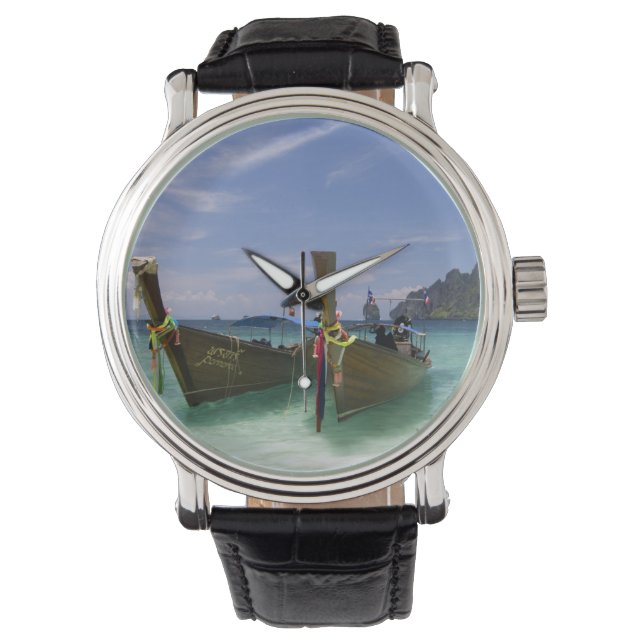 Thailand, Phi Phi Don Island, Yong Kasem beach, Watch (Front)