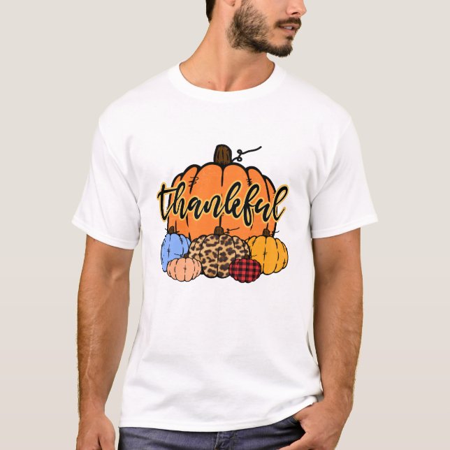 Thankful Fall Pumpkins Design T-Shirt (Front)