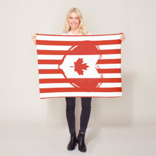 Thanksgiving Canada – Red heart and stripes  Fleece Blanket