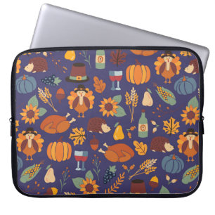 Thanksgiving dinner seamless vintage pattern with laptop sleeve