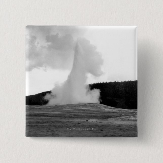 THC0024311 15 CM SQUARE BADGE (Front)