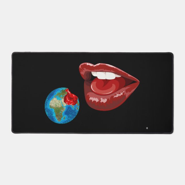 The 1%  desk mat (Front)