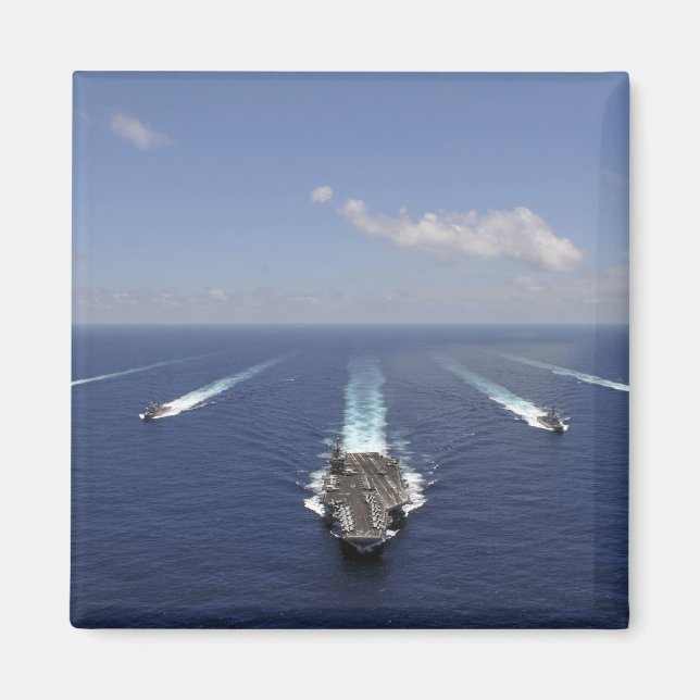 The aircraft carrier USS Abraham Lincoln Magnet (Front)