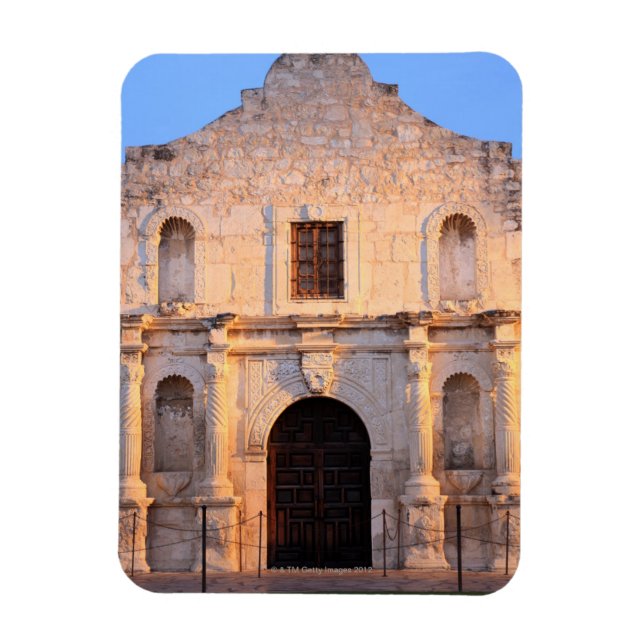 The Alamo Mission in modern day San Antonio, Magnet (Vertical)
