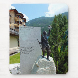 The Alpine Club statue Mouse Pad