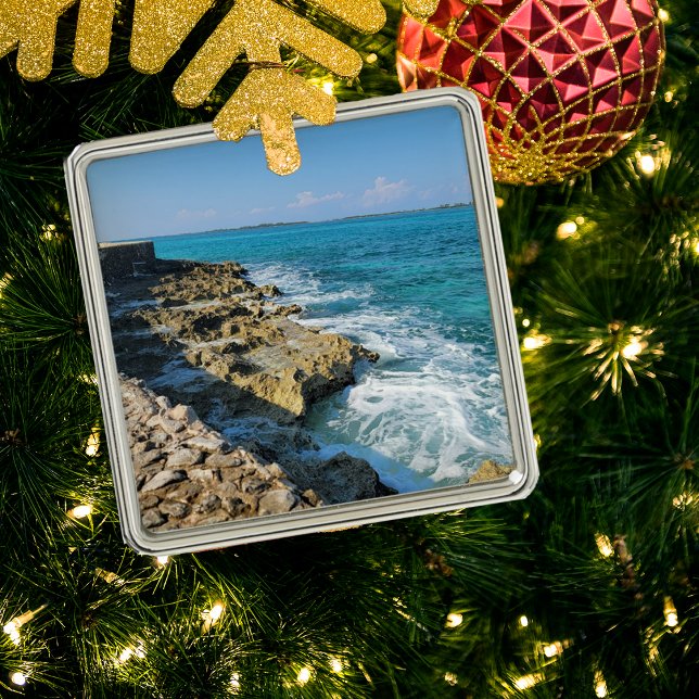 The Bahamas Ornament (Creator Uploaded)