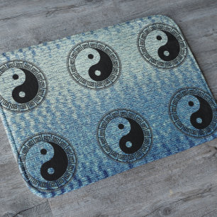 The Balance: Ba Gua, eight trigrams yin yang TCM Bath Mat