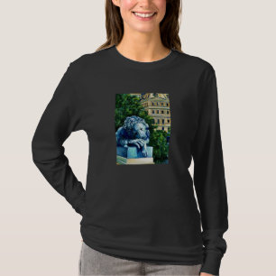 The Cat who ate the Canary T-Shirt