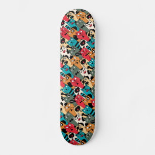 The crowd of cats skateboard