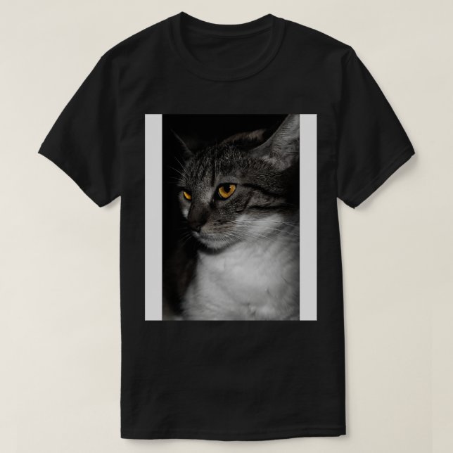 the cute cat T-Shirt (Design Front)