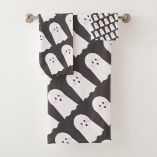The cutest ghost pattern bath towel set