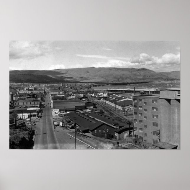 The Dalles, Oregon Town View Looking West on 2nd Poster (Front)
