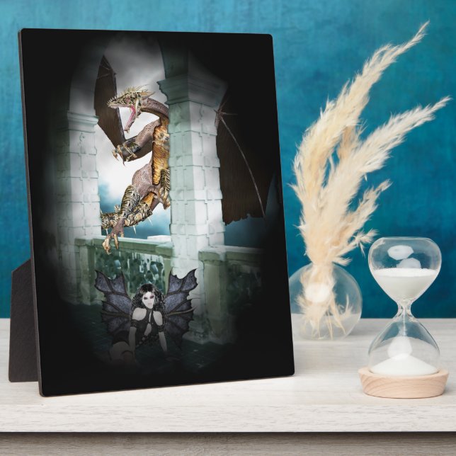 The Dragon's Lair Vignette Plaque (Side)