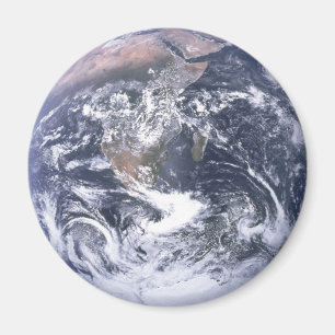 The Earth seen from Apollo 17 magnet