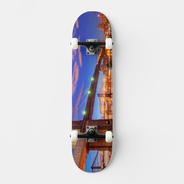 The East River, Brooklyn Bridge, Manhattan Skateboard (Front)