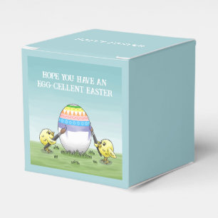 The Easter egg is painted by the chicks Favour Box