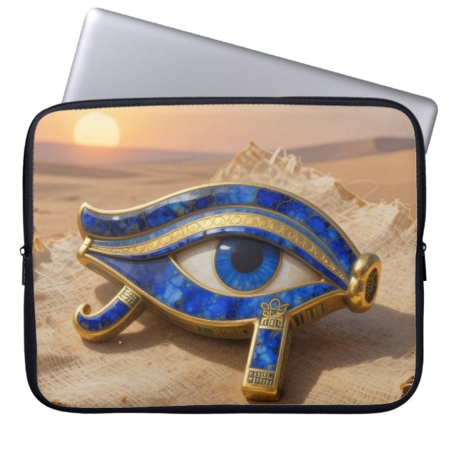 The Egyptian Eye´9 Laptop Sleeve (Front)