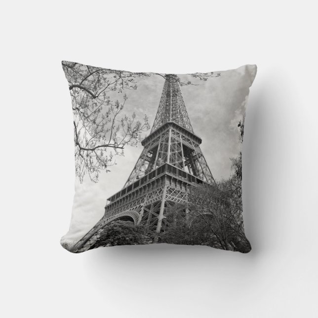 the Eiffel tower Cushion (Front)