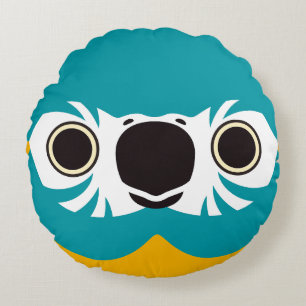 The face of a Blue-throated macaw Round Cushion