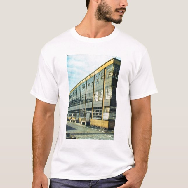 The Fagus Shoe Factory, designed by Walter Gropius T-Shirt (Front)