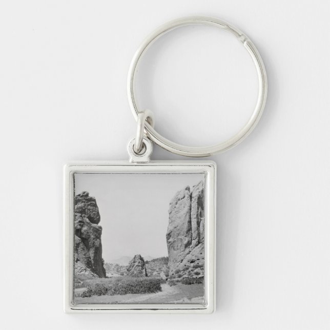 The Gateway and Pike's Peak Key Ring (Front)