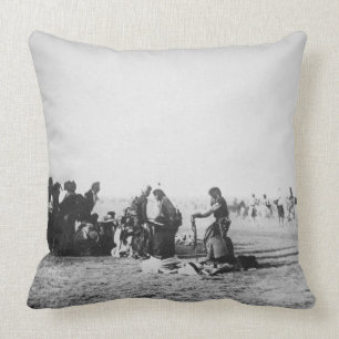 The Ghost Dance, South Dakota, 1890 (b/w photo) Cushion
