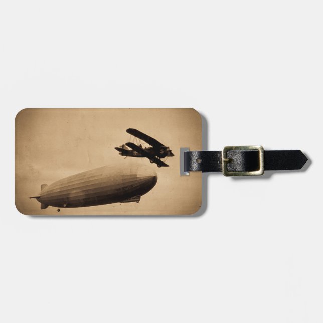 The Graf Zeppelin Approaching New York City 1928 Luggage Tag (Front Horizontal)