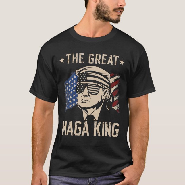 The Great Maga King Funny Trump Ultra Maga And Pro T-Shirt (Front)