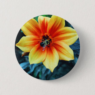 "The Greedy Bumblebee" 6 Cm Round Badge