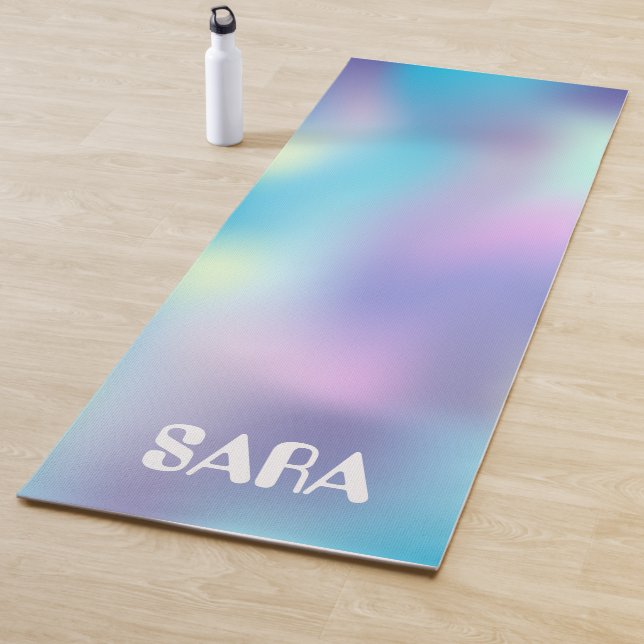 The holographic colour is perfect yoga mat (In Situ)