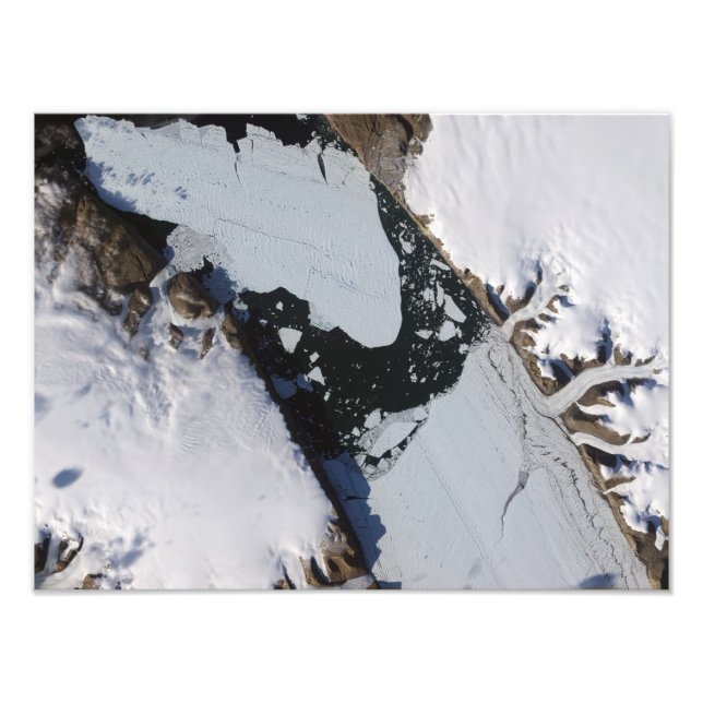 The ice island photo print (Front)