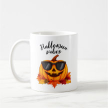 The illustration showcases a Halloween scene fille