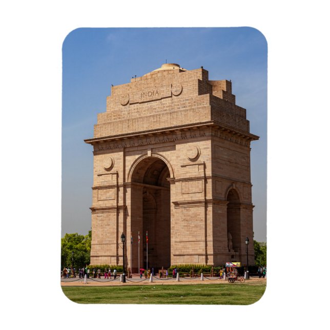 The India Gate in New Delhi Magnet (Vertical)
